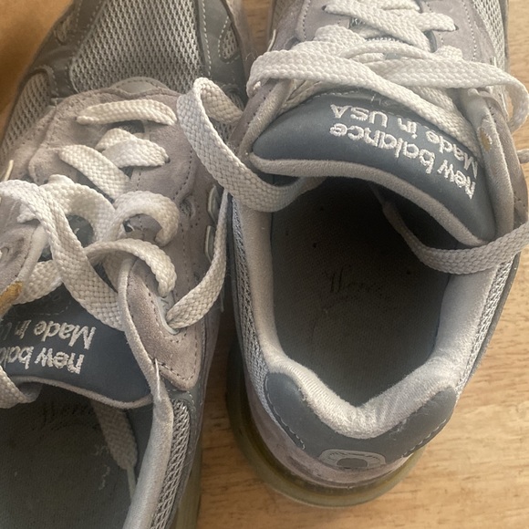 Made in U.S.A New Balance size 7 1/2 B bought from Nordstrom - Picture 3 of 3
